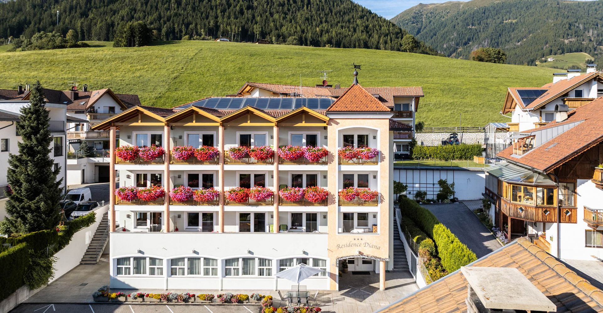 Fewo Urlaub in Südtirol Residence Diana Wohlfühl Apartments in Terenten im schönen Pustertal Ferienregion Kronplatz (5) Fewo Urlaub in Südtirol Residence Diana Wohlfühl Apartments in Terenten im schönen Pustertal Ferienregion Kronplatz (5)
