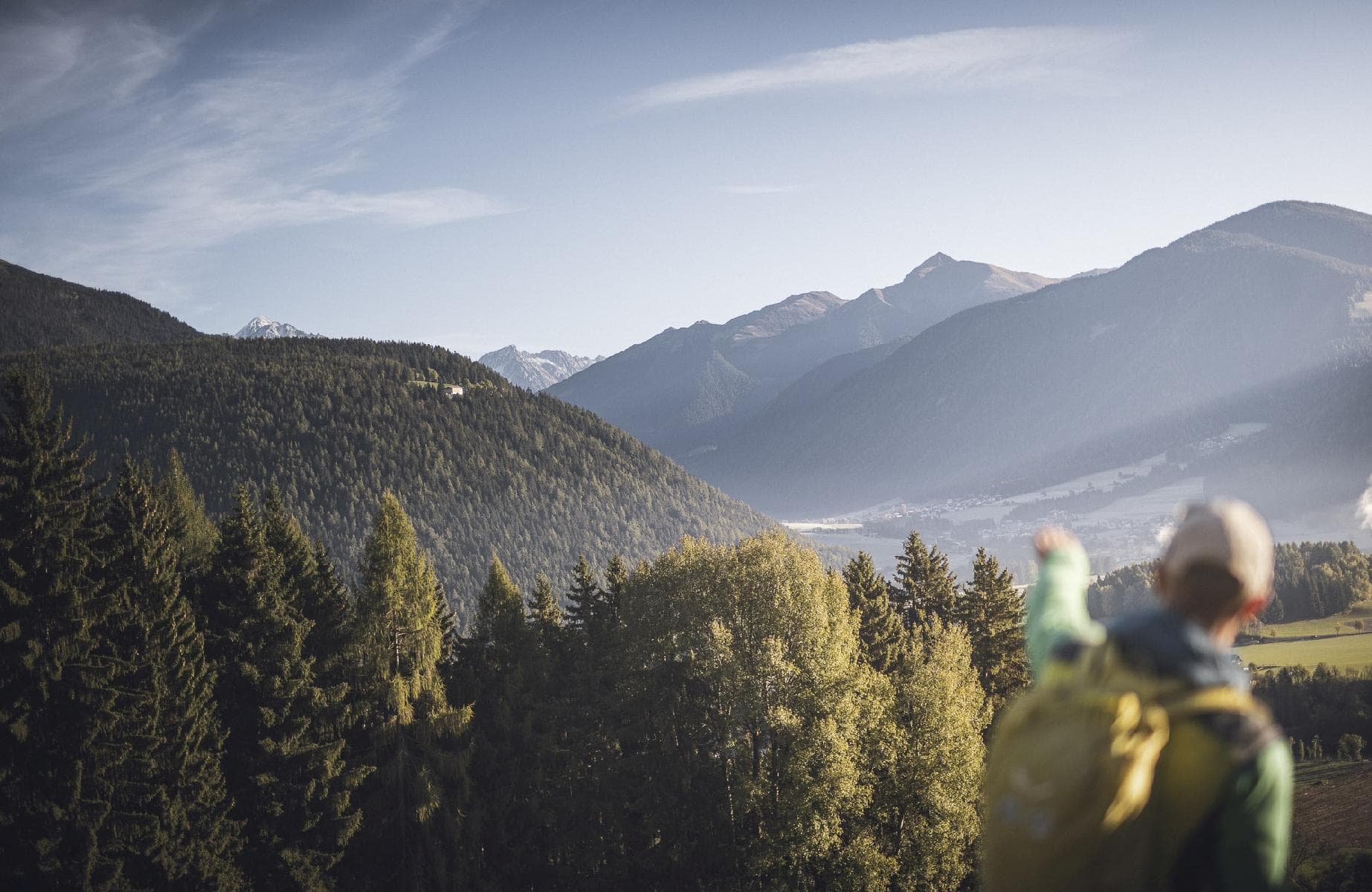 Galerie Residence Diana Terenten Südtirol Urlaub im Pustertal mit Bergpanorama (2)